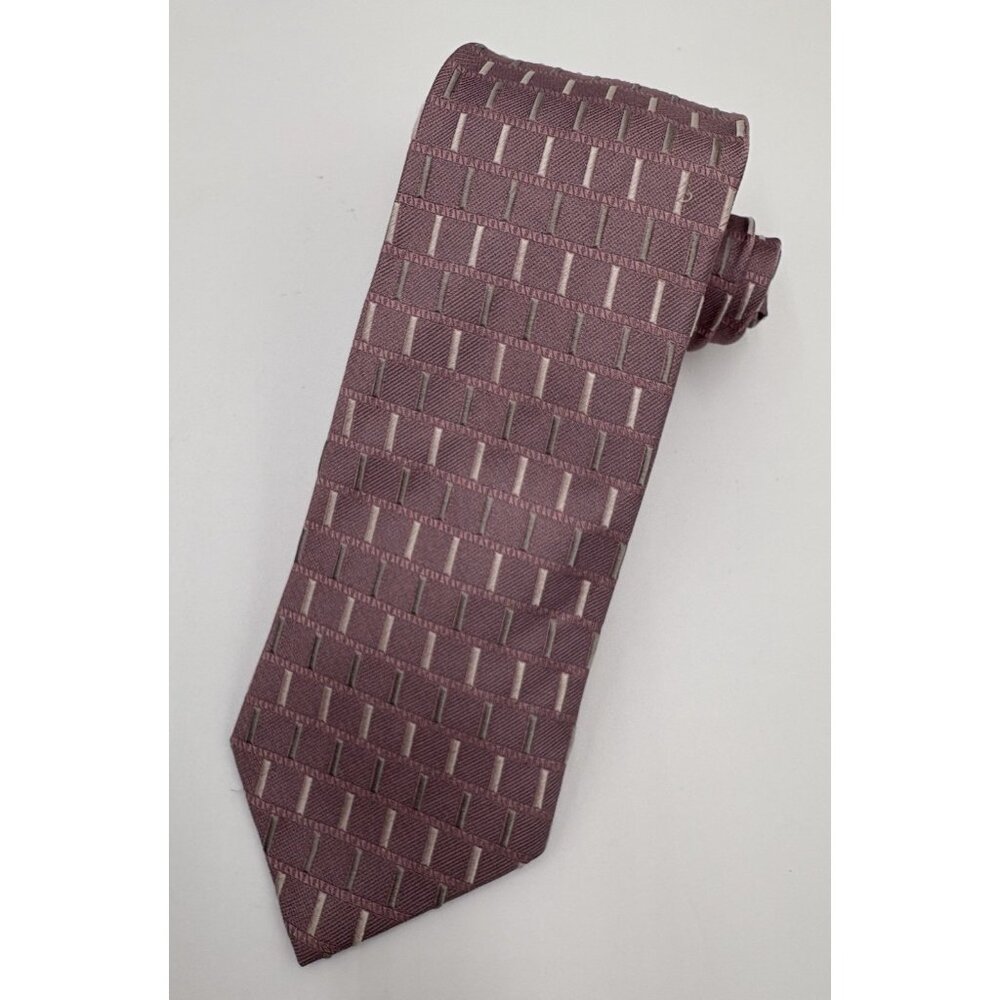 ERMENEGILDO ZEGNA Men's 100% Silk Necktie ITALY Made Luxury Geometric Pink EUC